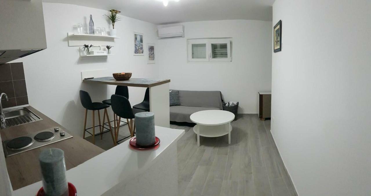 Anamarija Apartment 코츌라 외부 사진